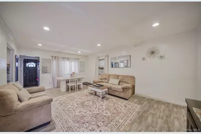 107 E 9th Street, Huntington Station, NY 11746 - Photo 5