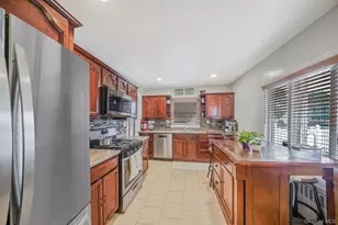 107 E 9th St, Huntington Station, NY 11746 - Photo 7