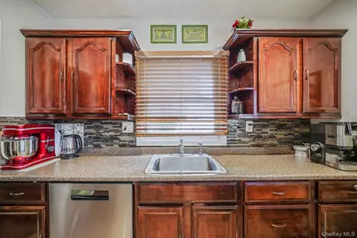 107 E 9th Street, Huntington Station, NY 11746 - Photo 9