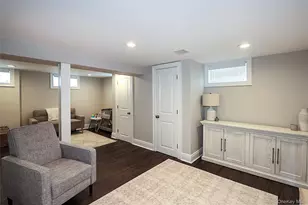 1057 Thompson Dr, Bay Shore, NY 11706 - Photo 21