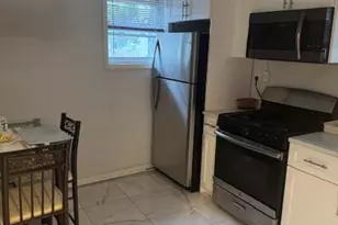 841 E 226th St, Bronx, NY 10466 - Photo 5