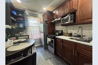 194-01 Linden Blvd, Saint Albans, NY 11412 - Photo 15