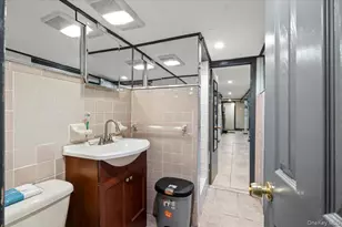 515 E 26th St, Brooklyn, NY 11210 - Photo 27