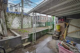 515 E 26th St, Brooklyn, NY 11210 - Photo 29