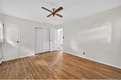 4 King Street, Glenwood Landing, NY 11547 - Photo 15