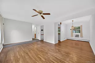 4 King St, Glenwood Landing, NY 11547 - Photo 9