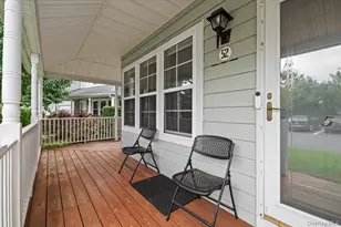 52 Fairlawn Dr, Central Islip, NY 11722 - Photo 3
