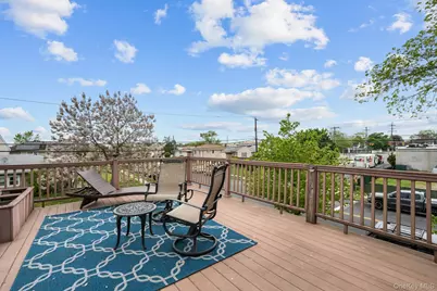 29 W Henrietta Avenue, Oceanside, NY 11572 - Photo 37