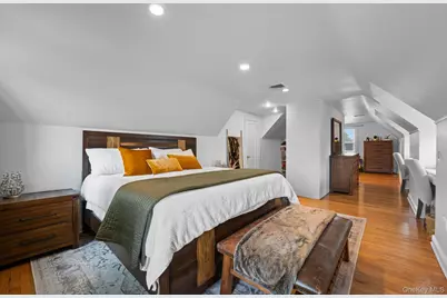 29 W Henrietta Avenue, Oceanside, NY 11572 - Photo 35