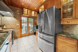 29 W Henrietta Ave, Oceanside, NY 11572 - Photo 19