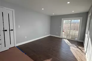 98-29 Albert Rd, Ozone Park, NY 11417 - Photo 9