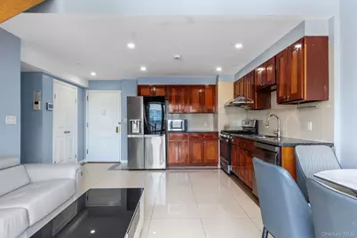 37-20 Prince Street #PHA, Flushing, NY 11354 - Photo 5