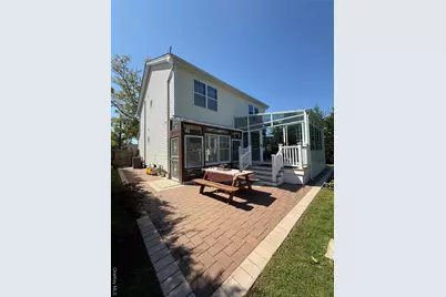 5 Evans Place, Bay Shore, NY 11706 - Photo 17