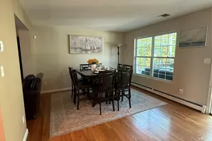 5 Evans Pl, Bay Shore, NY 11706 - Photo 5