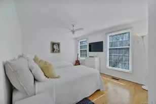 94 S Country Rd, Remsenburg, NY 11960 - Photo 27