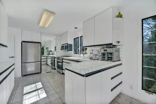 94 S Country Rd, Remsenburg, NY 11960 - Photo 15