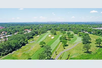 26910 Grand Central Parkway #17Y, Floral Park, NY 11005 - Photo 7