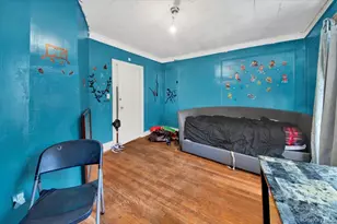 4122 Wickham Ave, Bronx, NY 10466 - Photo 9