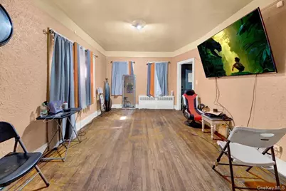 4122 Wickham Avenue, Bronx, NY 10466 - Photo 3