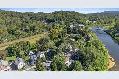 293 Main Street, Rosendale, NY 12472 - Photo 23