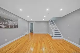 76 Cambridge St, Valley Stream, NY 11581 - Photo 9