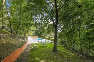 7 Rockledge Rd, Hartsdale, NY 10530 - Photo 31