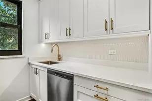 7 Rockledge Rd, Hartsdale, NY 10530 - Photo 13