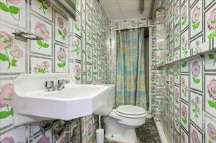 141-29 70th Rd, Kew Gardens, NY 11367 - Photo 27