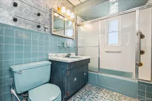 141-29 70th Rd, Kew Gardens, NY 11367 - Photo 23