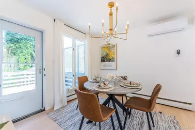 120 Glenwood Road, Glenwood Landing, NY 11547 - Photo 11