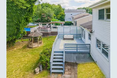 120 Glenwood Road, Glenwood Landing, NY 11547 - Photo 29