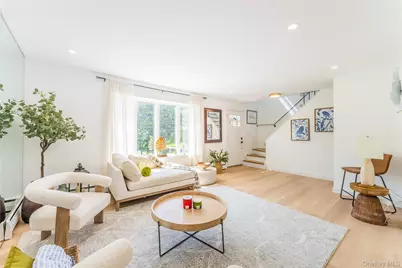 120 Glenwood Road, Glenwood Landing, NY 11547 - Photo 3