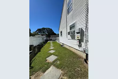 42A Wills Avenue, Mastic, NY 11950 - Photo 27