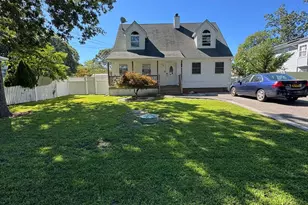 42A Wills Ave, Mastic, NY 11950 - Photo 33