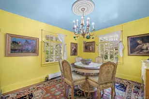 200 Myrtle Dr, Great Neck, NY 11021 - Photo 11