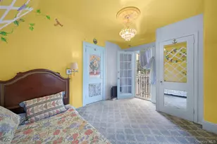 200 Myrtle Dr, Great Neck, NY 11021 - Photo 31