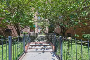 44-25 Macnish St, Elmhurst, NY 11373 - Photo 17