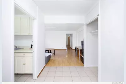 44-25 Macnish Street #6D, Elmhurst, NY 11373 - Photo 9