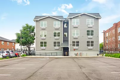 539 Front Street #4D, Hempstead, NY 11550 - Photo 1