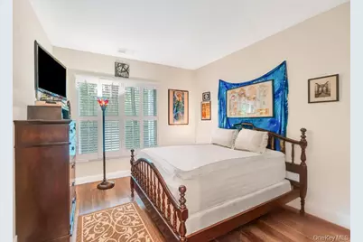 305 Okeefe Court, Oakdale, NY 11769 - Photo 23