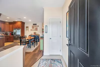 305 Okeefe Court, Oakdale, NY 11769 - Photo 21