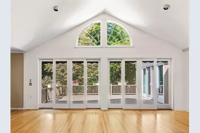 120 McLain Street, Bedford Corners, NY 10549 - Photo 7