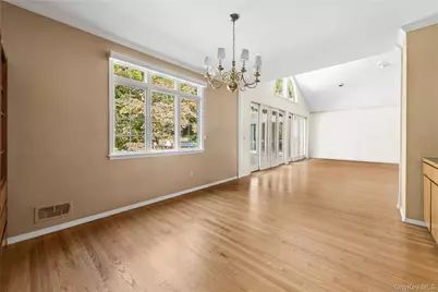 120 McLain Street, Bedford Corners, NY 10549 - Photo 11