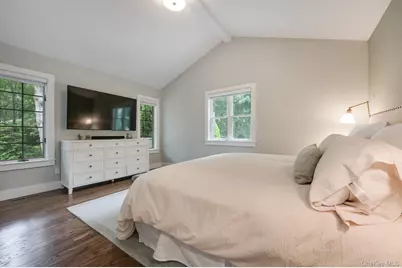 24 Shadyrest Drive, Sag Harbor, NY 11963 - Photo 23