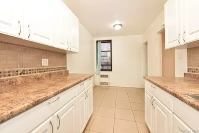 84-01 Main Street #221, Briarwood, NY 11435 - Photo 9