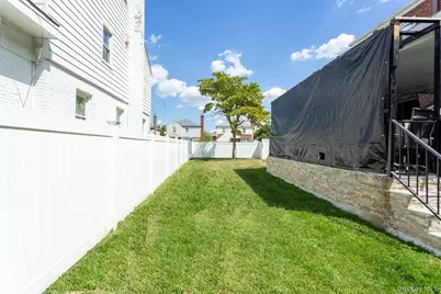 186-35 80th Drive, Jamaica, NY 11432 - Photo 15