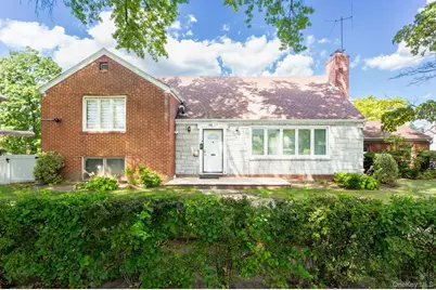 186-35 80th Drive, Jamaica, NY 11432 - Photo 1