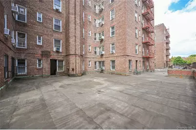 39-45 51 Street #1D, Woodside, NY 11377 - Photo 15