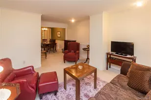 258 Village Ct, Kingston, NY 12401 - Photo 9