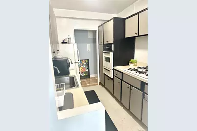 89-15 Parsons Boulevard #9, Jamaica, NY 11432 - Photo 5